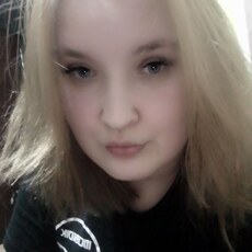 Фотография девушки Ксения, 21 год из г. Омск