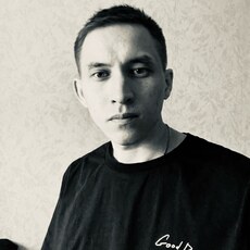 Фотография мужчины Eduard, 21 год из г. Ханты-Мансийск