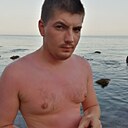 Владислав, 32 года