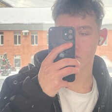 Фотография мужчины Алексей, 18 лет из г. Санкт-Петербург