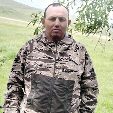 Фотография мужчины Владимир, 38 лет из г. Усть-Каменогорск