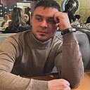 Роман, 33 года