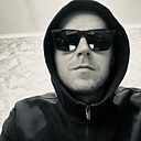 Илья, 33 года