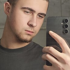Фотография мужчины Данило, 18 лет из г. Киев