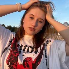 Фотография девушки Алина, 19 лет из г. Калуга