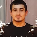 Хусеин, 24 года