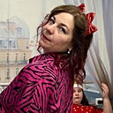 София, 33 года