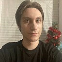 Денис, 23 года