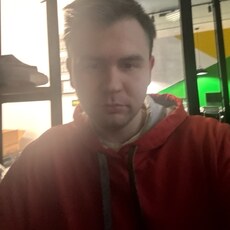 Фотография мужчины Матвей, 19 лет из г. Санкт-Петербург