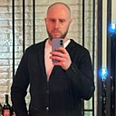 Виктор, 32 года