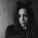 Victoria, 24 года