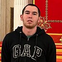 Рустам, 25 лет