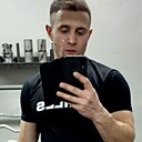 Денис, 32 года