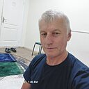 Омар, 44 года