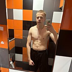 Фотография мужчины Владимир, 18 лет из г. Владивосток