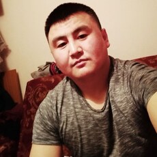 Фотография мужчины Эмил, 33 года из г. Бишкек