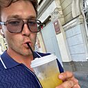 Денис, 32 года