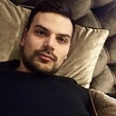 Макс, 33 года