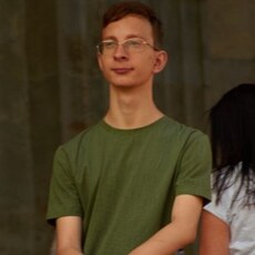 Фотография мужчины Илья, 18 лет из г. Санкт-Петербург