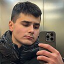 Артём, 22 года