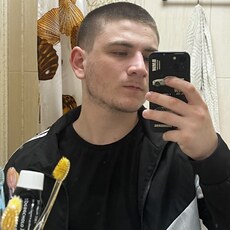 Фотография мужчины Дени, 19 лет из г. Горловка