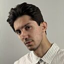 Макс, 24 года