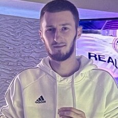 Фотография мужчины Vitalii, 31 год из г. Горзов-Виелкопольски