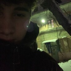 Фотография мужчины Денис, 18 лет из г. Саратов