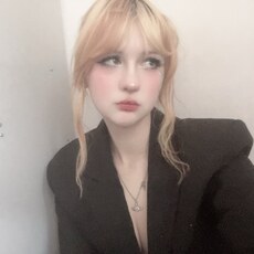 Фотография девушки Саша, 19 лет из г. Санкт-Петербург