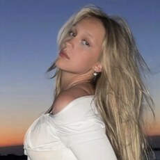 Фотография девушки Виктория, 19 лет из г. Королёв