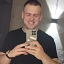 Виктор, 32 года