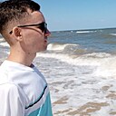 Нияз, 22 года