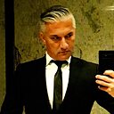 Theo Chelik, 48 лет