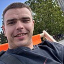 Еагений, 33 года