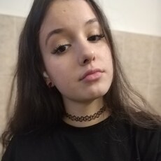 Фотография девушки Варя, 18 лет из г. Санкт-Петербург