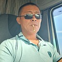 Salavat, 44 года