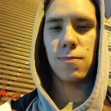 Фотография мужчины Влад, 25 лет из г. Санкт-Петербург