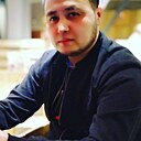 Еркош, 33 года