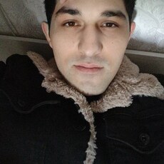 Фотография мужчины Иса, 24 года из г. Санкт-Петербург