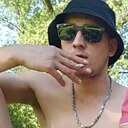 Петя, 33 года