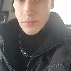 Фотография мужчины Денис, 19 лет из г. Новосибирск