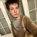Илюша, 18 лет