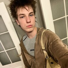 Фотография мужчины Илюша, 18 лет из г. Новокузнецк