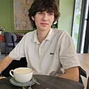 Максим, 21 год