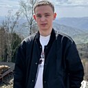 Артём, 23 года