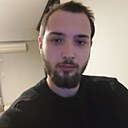 Nikoloz, 23 года