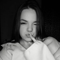 Фотография девушки Lisa, 20 лет из г. Долинск