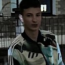 Арсений, 18 лет