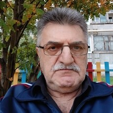 Фотография мужчины Шаген, 64 года из г. Курган