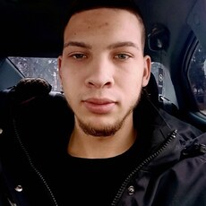 Фотография мужчины Андрей, 19 лет из г. Пятигорск